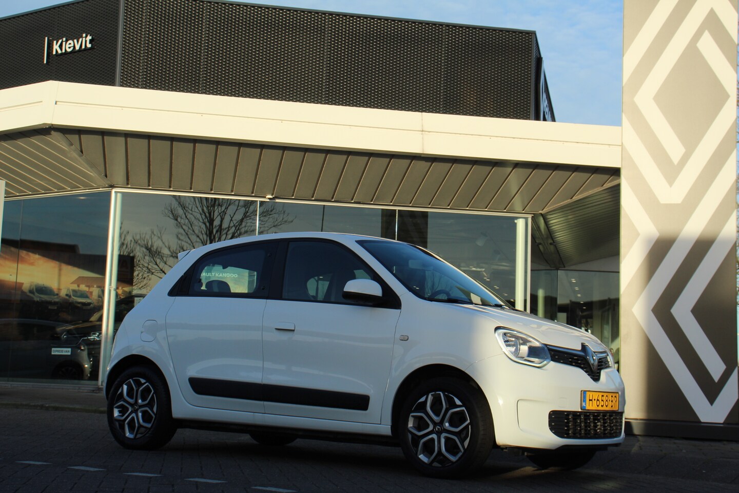 Renault Twingo - 1.0 SCe Collection 1.0 SCe Collection - AutoWereld.nl