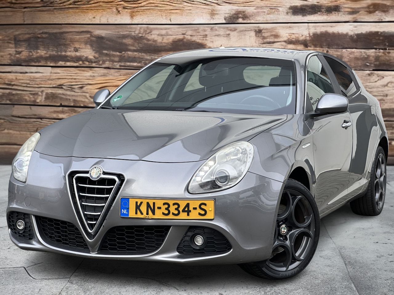 Alfa Romeo Giulietta - 2.0 JTDm Distinctive | ECC | LMV | 6 maanden garantie - AutoWereld.nl