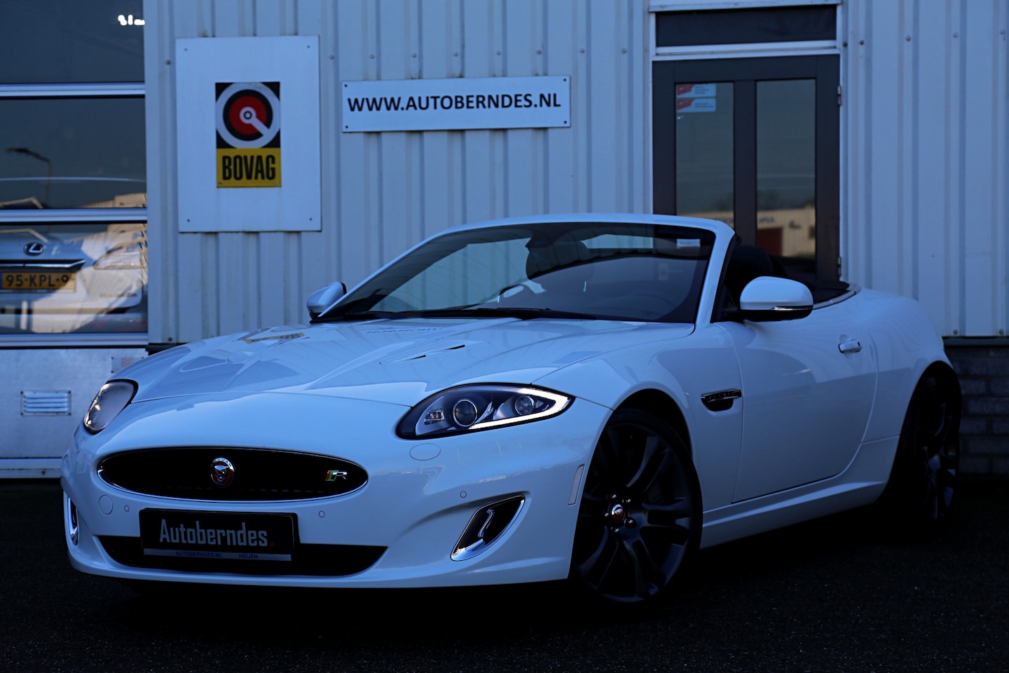 Jaguar XKR - 5.0 V8 510PK S/C Convertible*Perfect onderh.*Facelift*Bowers&Wilkins/Stoelverw./Stuurverw. - AutoWereld.nl