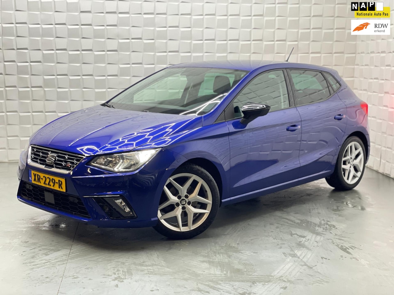 Seat Ibiza - 1.0 TSI FR Business 2E EIGENAAR NAP CRUISE 6BAK - AutoWereld.nl