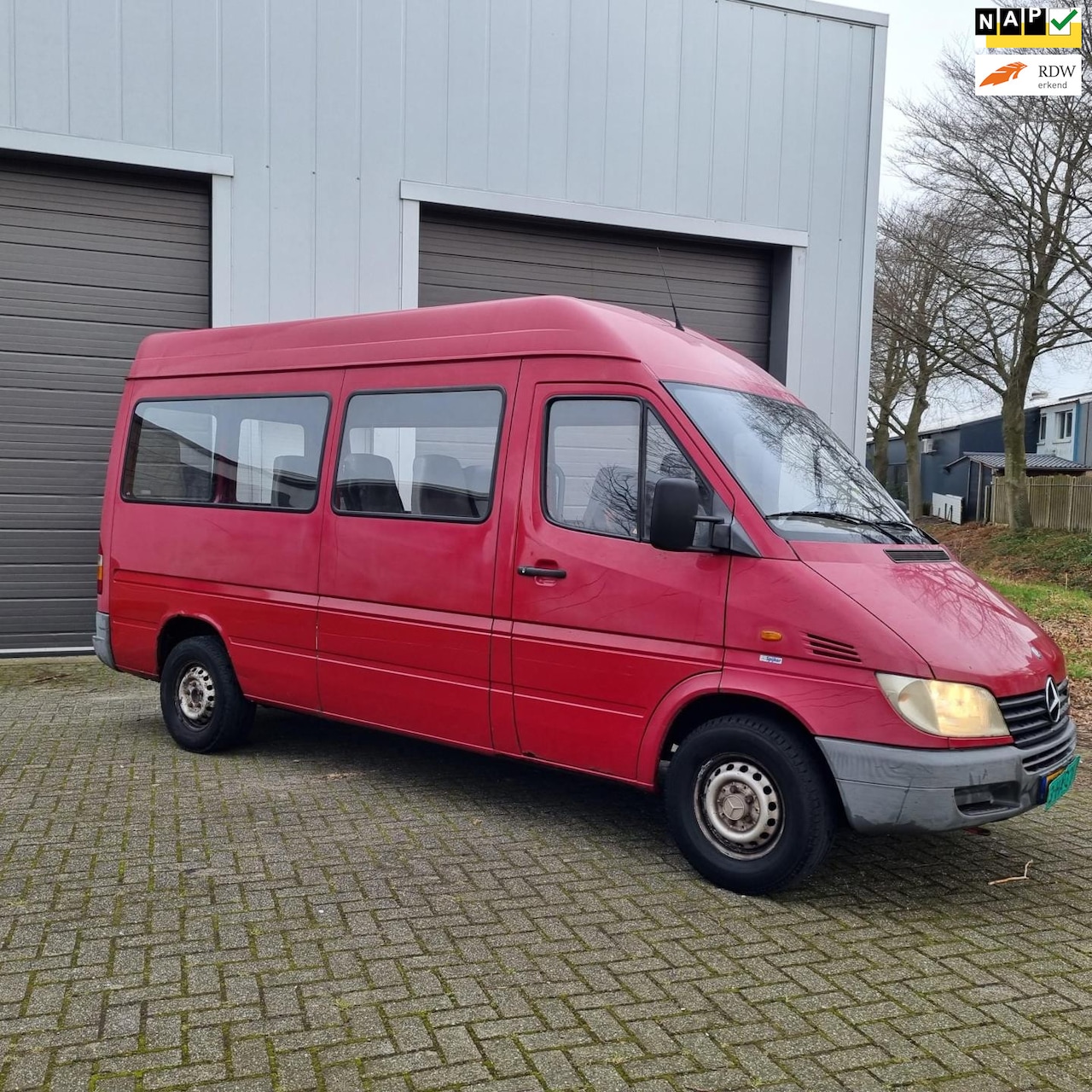 Mercedes-Benz Sprinter - 208D 208CDI LANG HOOG MINIBUS 9ZITS 222000KM NAP - AutoWereld.nl