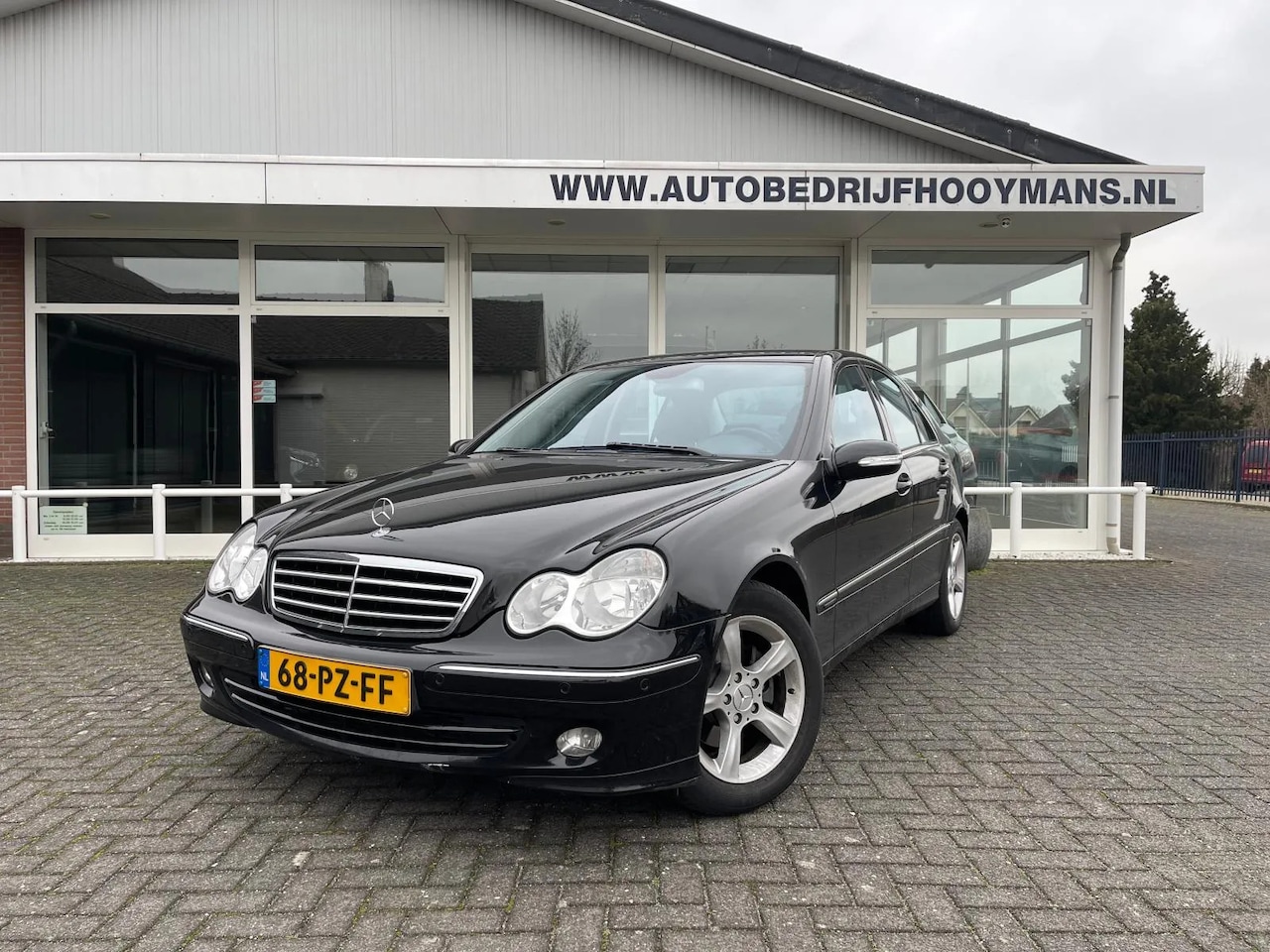 Mercedes-Benz C-klasse - 180 K. Avantgarde Airco Navi Trekhaak 1e eigenaar - AutoWereld.nl