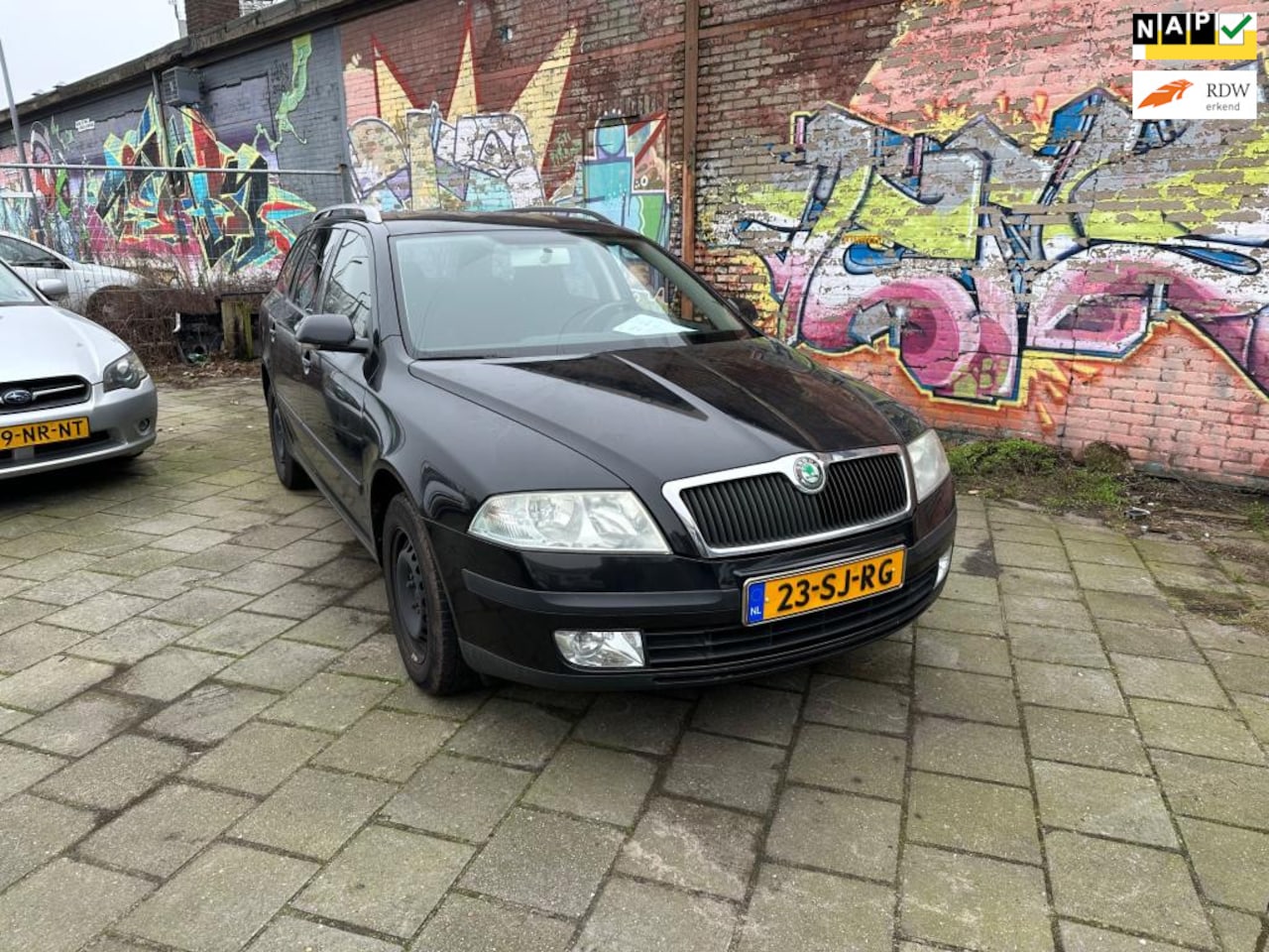 Skoda Octavia Combi - 1.6 FSI Ambiente 1.6 FSI Ambiente - AutoWereld.nl