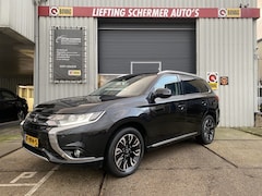 Mitsubishi Outlander - 2.0 PHEV Instyle