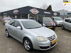 Volkswagen Jetta - 1.6 Comfortline(st-bekr, clima, cruise, pdc, bj06, 2599, -)