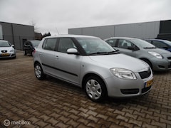 Skoda Fabia - 1.2-12V 5DRS HB AIRCO ELL PAK