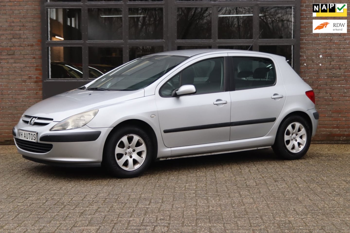 Peugeot 307 - 1.6-16V XS Pack Clma-Cruise-Nap-APK 06-2024 - AutoWereld.nl