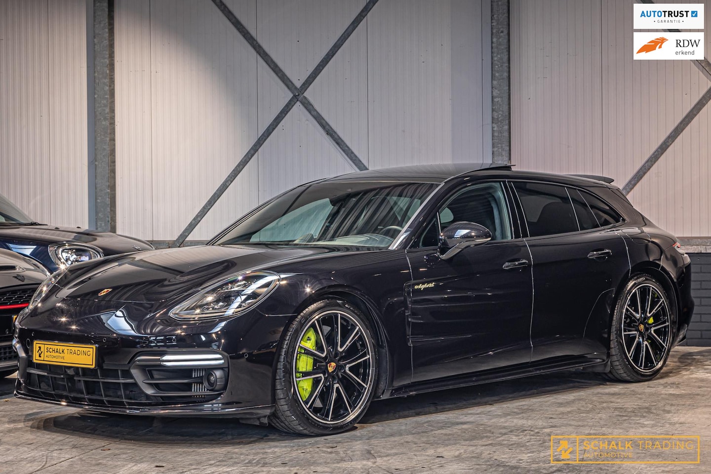 Porsche Panamera Sport Turismo - Sport Turismo 4.0 Turbo S E-Hybrid|Pano|Ceramic|Burmester|Matri - AutoWereld.nl