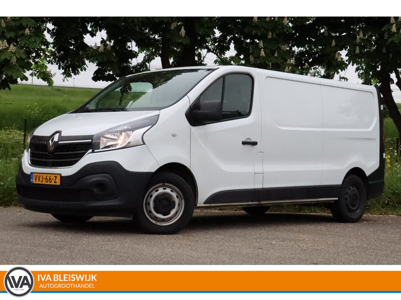 Renault Trafic - 2.0 dCi 120 T29 L2H1 Comfort | 3 ZITPL | BLUETOOTH | AIRCO | PDC ACHTER | SCHUIFDEUR R | - AutoWereld.nl