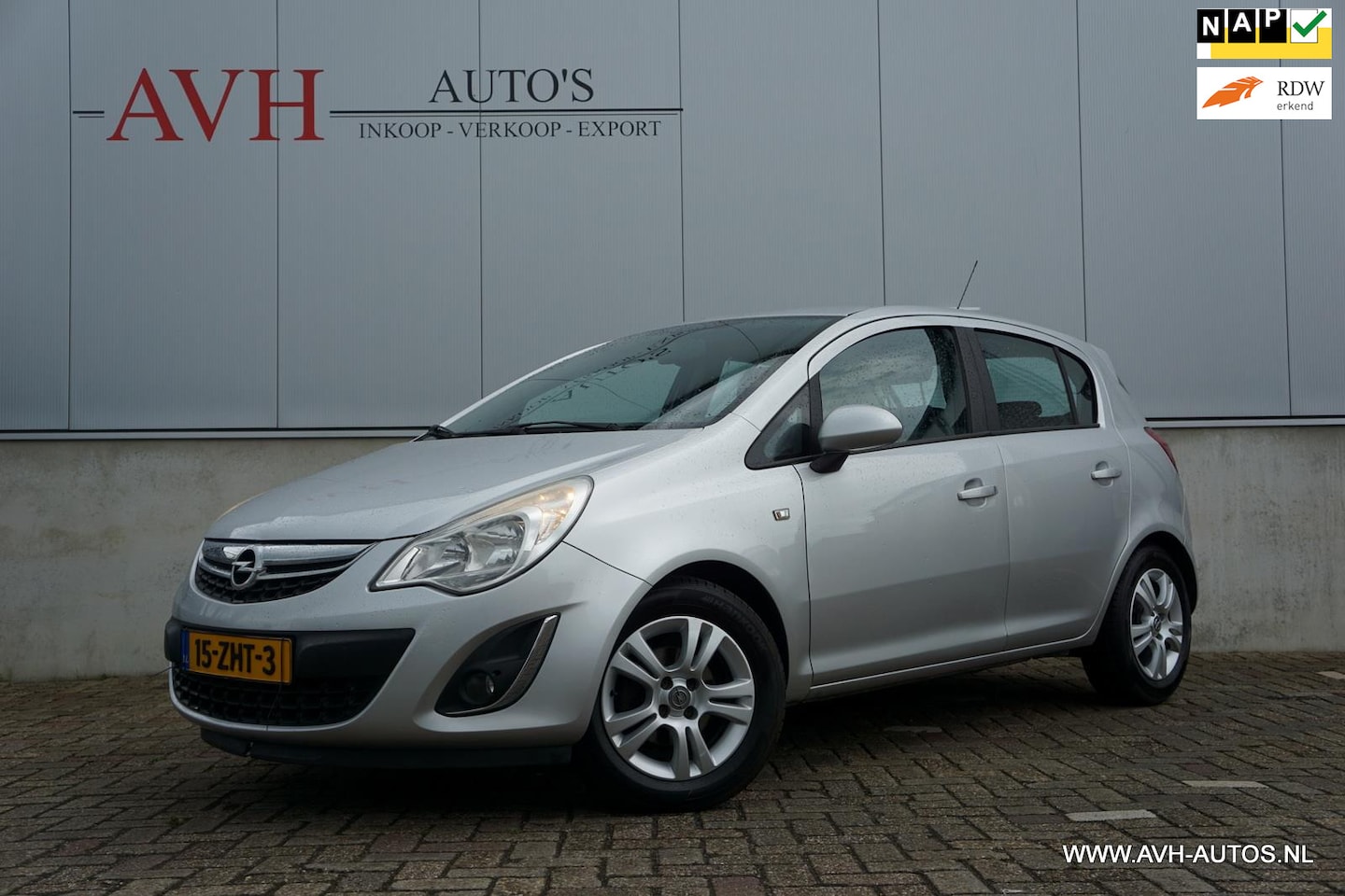 Opel Corsa - 1.2-16V Cosmo 1.2-16V Cosmo - AutoWereld.nl