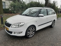 Skoda Fabia Combi - 1.2 TSI Tour | Airco | Extra Getint Glas | Lichtmetalen Velgen