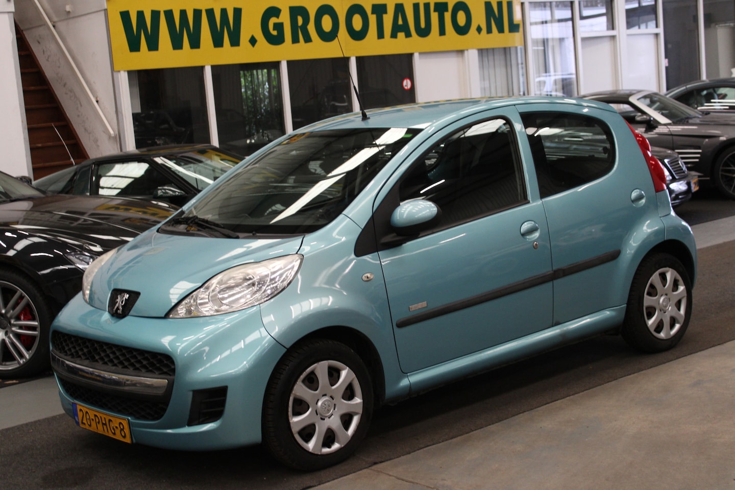 Peugeot 107 - 1.0-12V Millesim 200 Airco, Centrale vergrendeling, Isofix, Stuurbekrachtiging - AutoWereld.nl