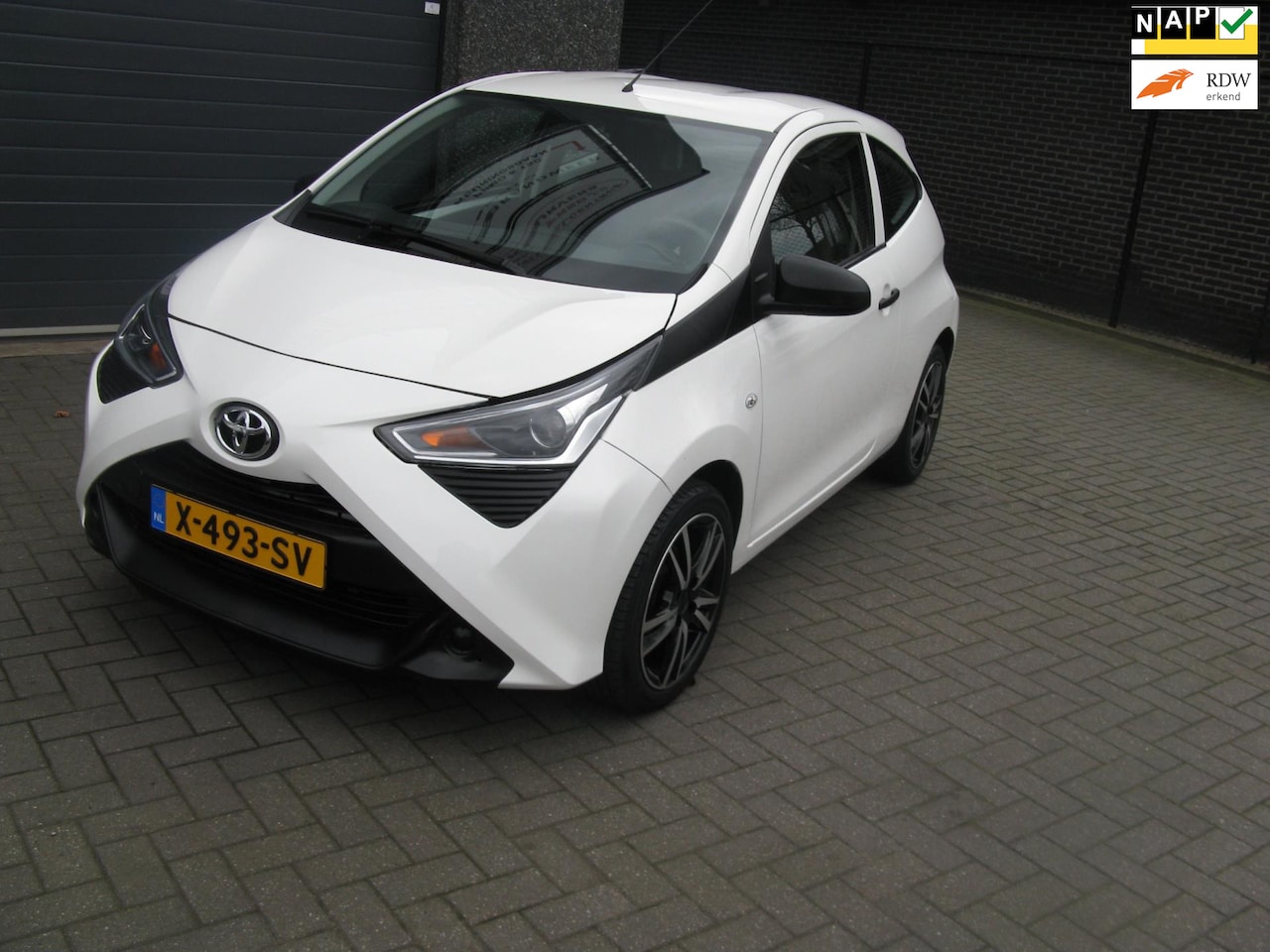 Toyota Aygo - 1.0 VVT-i x 1.0 VVT-i x - AutoWereld.nl