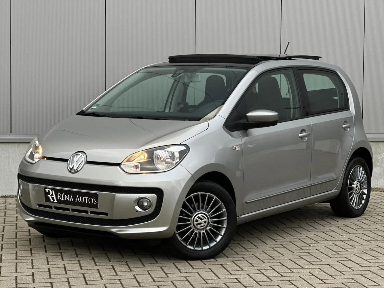 Volkswagen Up! - 1.0 move up! BlueMotion 1.0 move up! BlueMotion - AutoWereld.nl