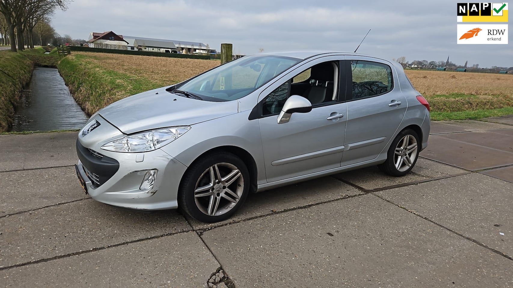 Peugeot 308 - 1.6 VTi Sportium/ 136.000 km ( NAP)/ EURO 5 - AutoWereld.nl