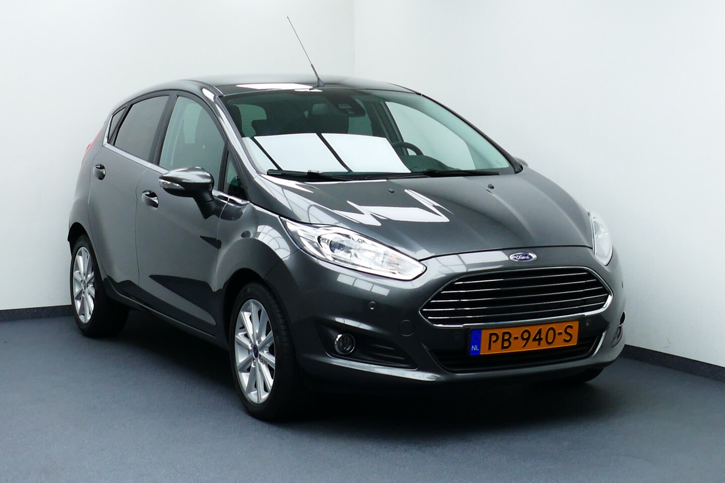 Ford Fiesta - 1.0 EcoBoost Titanium. Navi, Clima, Cruise, 16"LMV, Park Sensors V+A - AutoWereld.nl