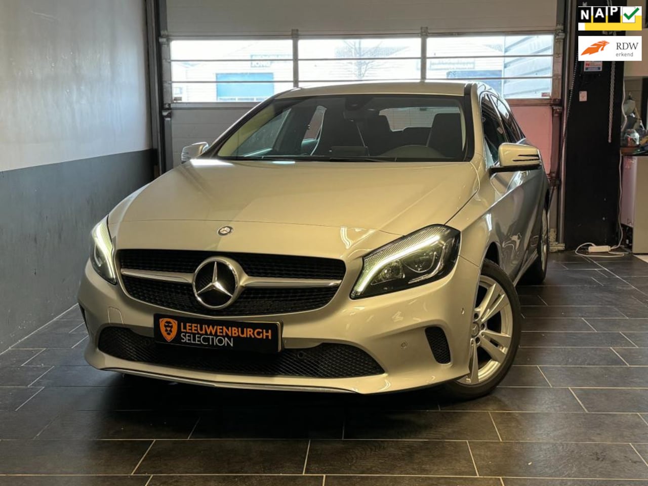 Mercedes-Benz A-klasse - 160 Prestige Led Camera Automaat A160 ! - AutoWereld.nl