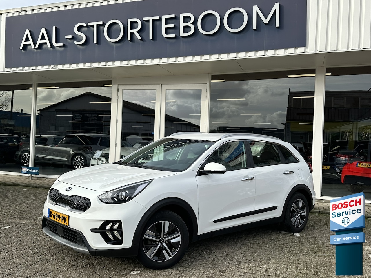 Kia Niro - 1.6 GDi Hybrid DynamicLine | Navi | Bluetooth | Apple Carplay | Adapt. Cruise | PDC incl. - AutoWereld.nl