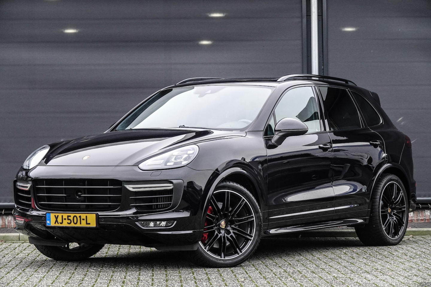 Porsche Cayenne - GTS | 3.6 441Pk V6 Turbo | Sport Chrono | Luchtvering - AutoWereld.nl