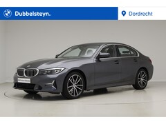 BMW 3-serie - 320i High Executive | Luxury Line | Camera | 18"