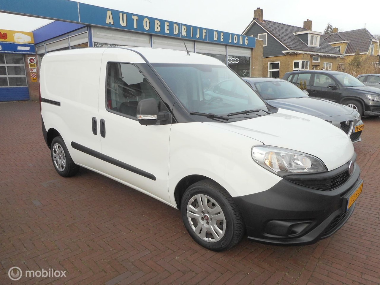 Fiat Doblò Cargo - 1.6 MJ L1H1 SX ECO JET AIRCO+CTRUISE+NAVI+PDC - AutoWereld.nl