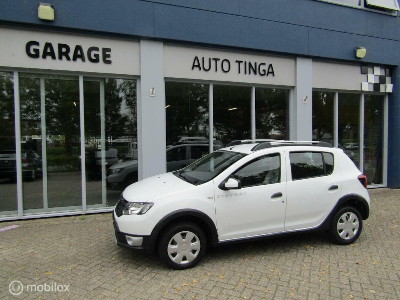 Dacia Sandero Stepway - 0.9 TCe Lau - AutoWereld.nl