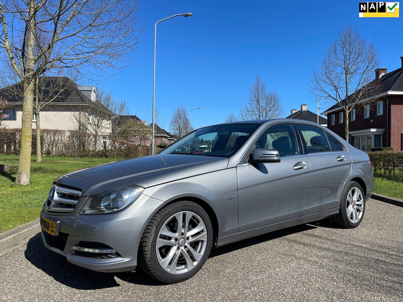 Mercedes-Benz C-klasse - 180 Business Class 125! Avantgarde / NL Auto / Clima / Navi - AutoWereld.nl