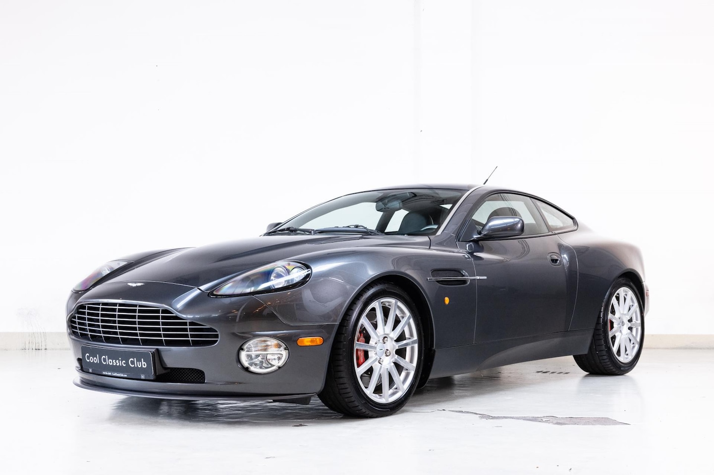 Aston Martin V12 Vanquish - - S 5.9 - Dealer Maintained - - AutoWereld.nl