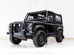 Land Rover Defender - Tophat V8 - Fully custom - Computer controlled petrol injection