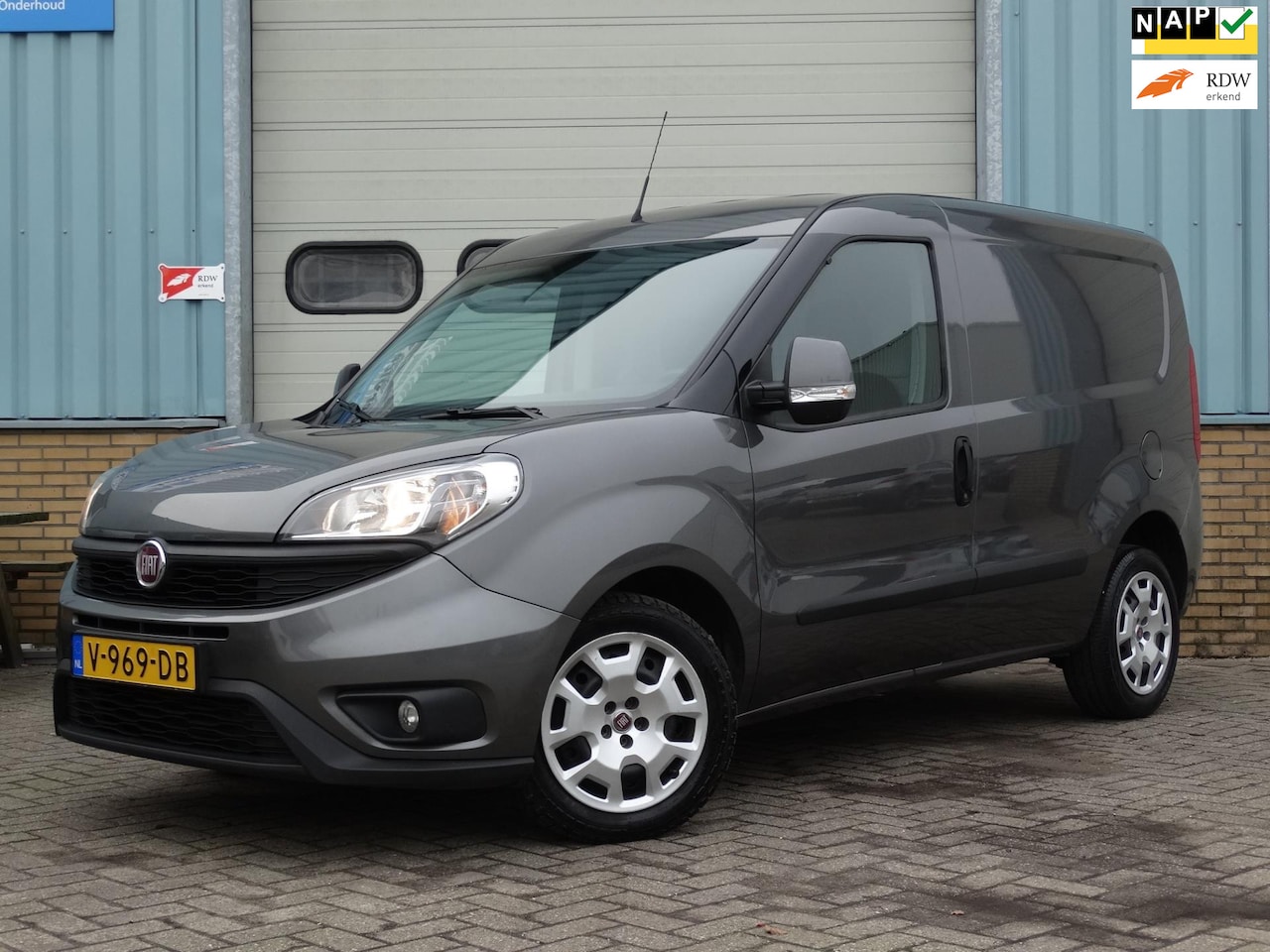 Fiat Doblò Cargo - 1.6 MJ L1H1 SX Airco, Cruise, Navi - AutoWereld.nl