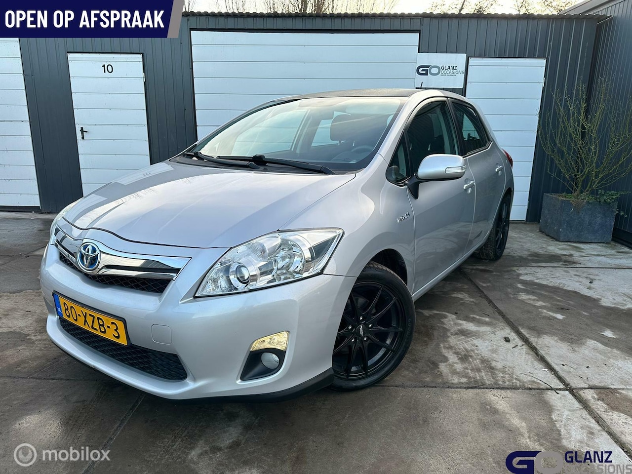 Toyota Auris - 1.8 Full Hybrid Business 1.8 Full Hybrid Business - AutoWereld.nl