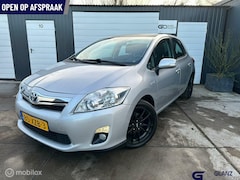 Toyota Auris - 1.8 Full Hybrid Business