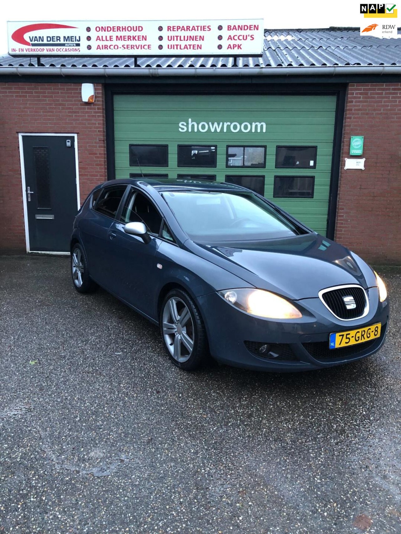 Seat Leon - 2.0 TFSI FR 2.0 TFSI FR - AutoWereld.nl