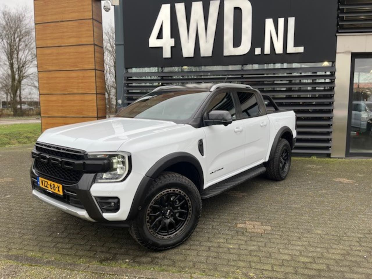 Ford Ranger - 3.0 3.0V6 TD AUT 5 PERS VAN MULTI CARGO CUSTOM EDITION FULL OPTIONS € 63.900 EXCL Deze bed - AutoWereld.nl