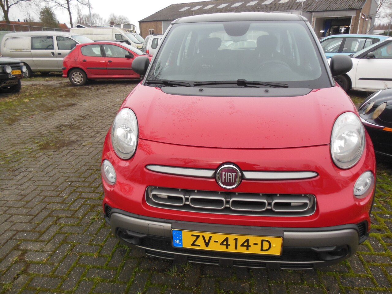 Fiat 500 L - 0.9 TwinAir CityCross Staat in De Krim - AutoWereld.nl