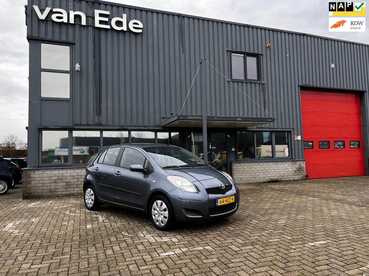 Toyota Yaris - 1.3 VVTi Aspiration 5drs Airco 1e Eigenaar! - AutoWereld.nl