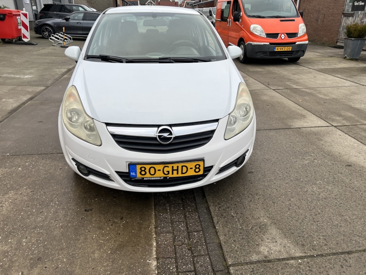 Opel Corsa - 1.4-16V Business 1.4-16V Business - AutoWereld.nl