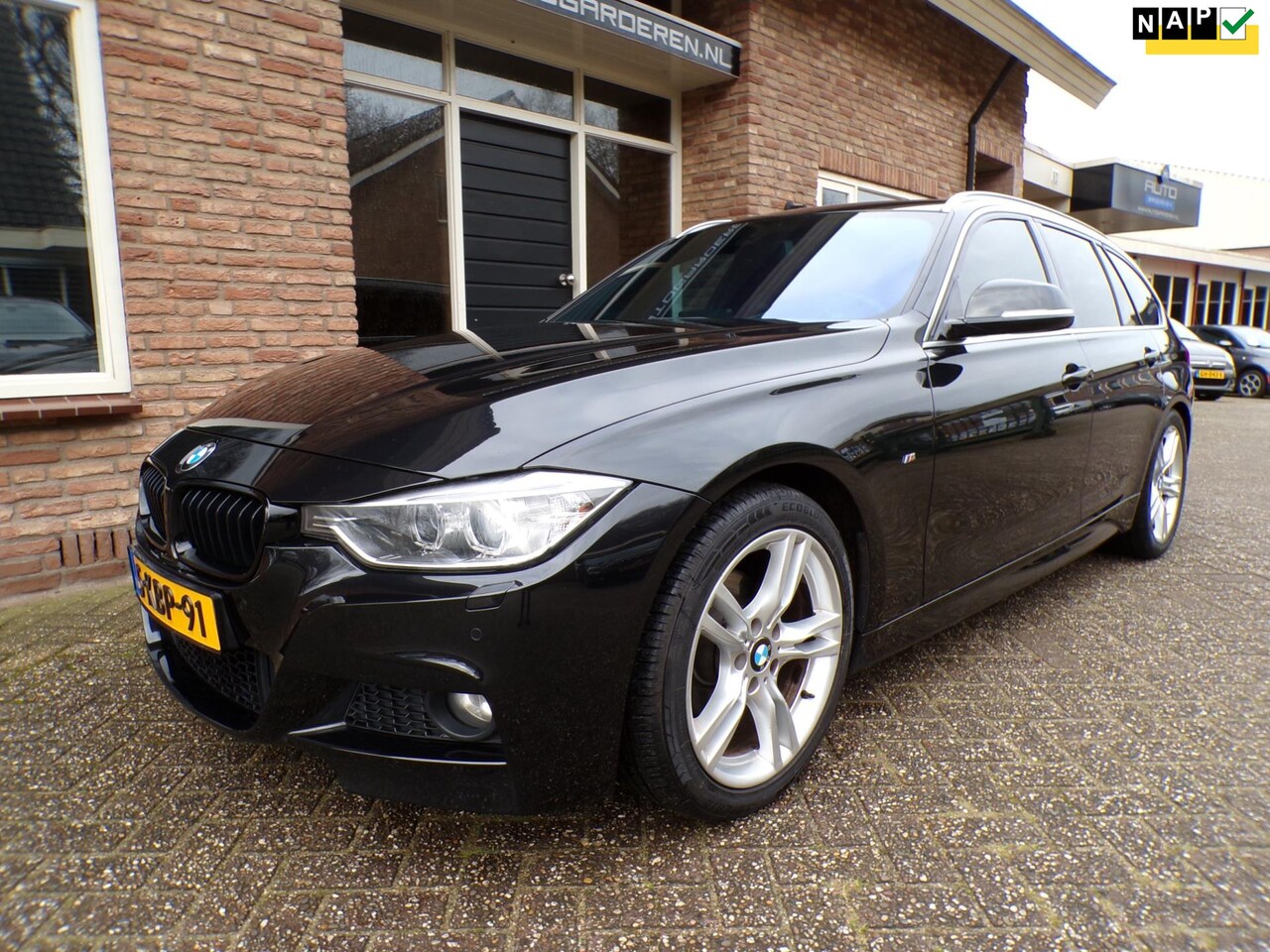 BMW 3-serie Touring - 320i High Executive Automaat / leder / Navi / Head Up / M Pakket - AutoWereld.nl