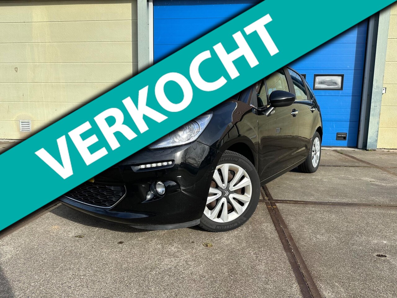 Citroën C3 - 1.2 PureTech Collection Airco! NAVi! 129DKM NAP! - AutoWereld.nl