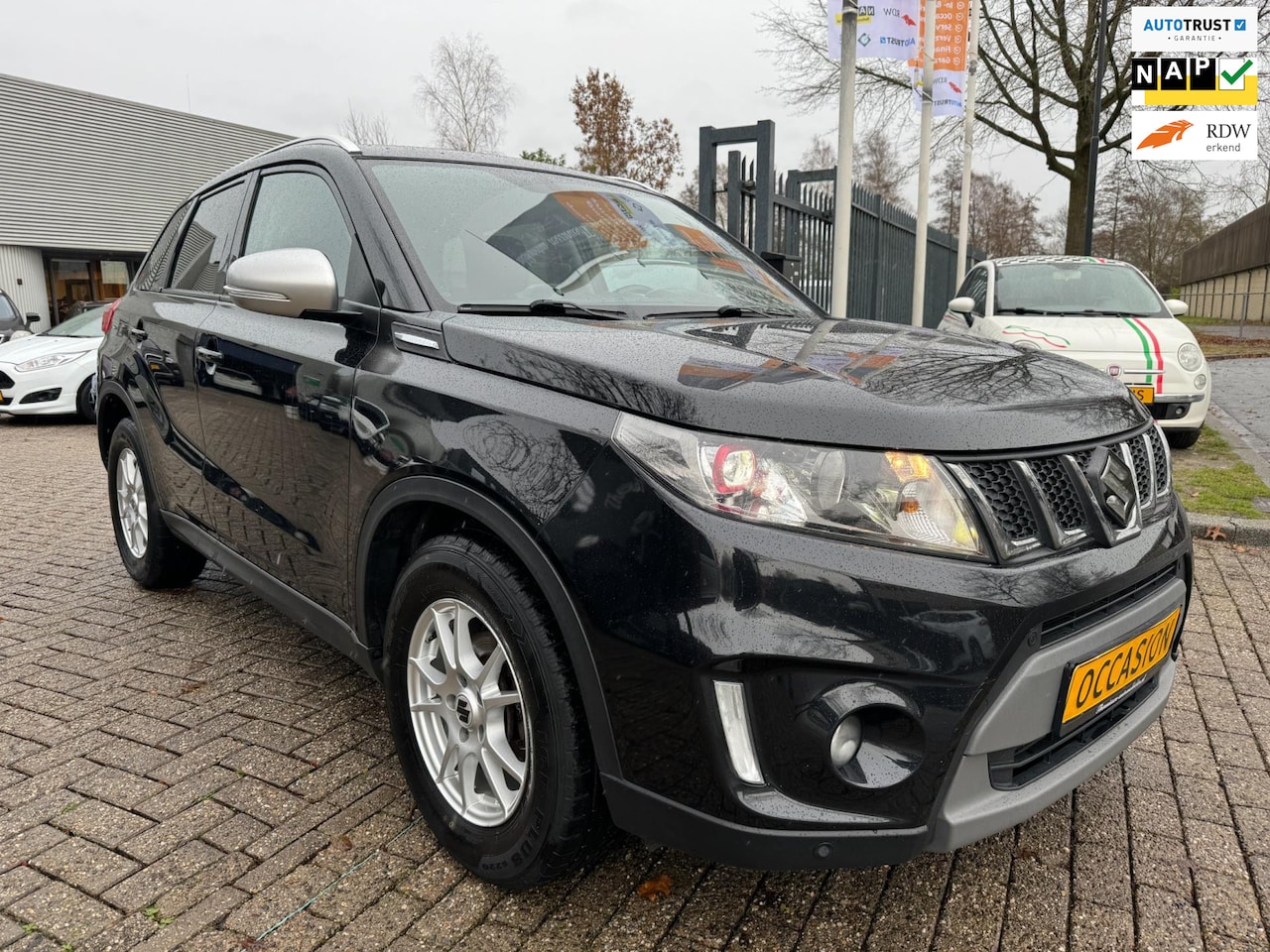 Suzuki Vitara - 1.4 S Booster Jet automaat,cruise, elec pakket, trekhaak, navi, multi-media, camera, etc, - AutoWereld.nl