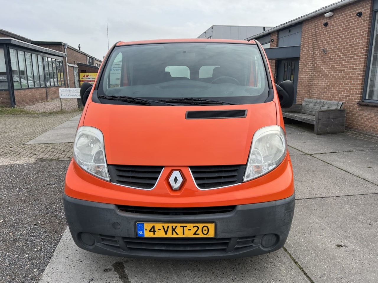 Renault Trafic - 2.0 dCi T27 L1H1 2.0 dCi T27 L1H1 - AutoWereld.nl