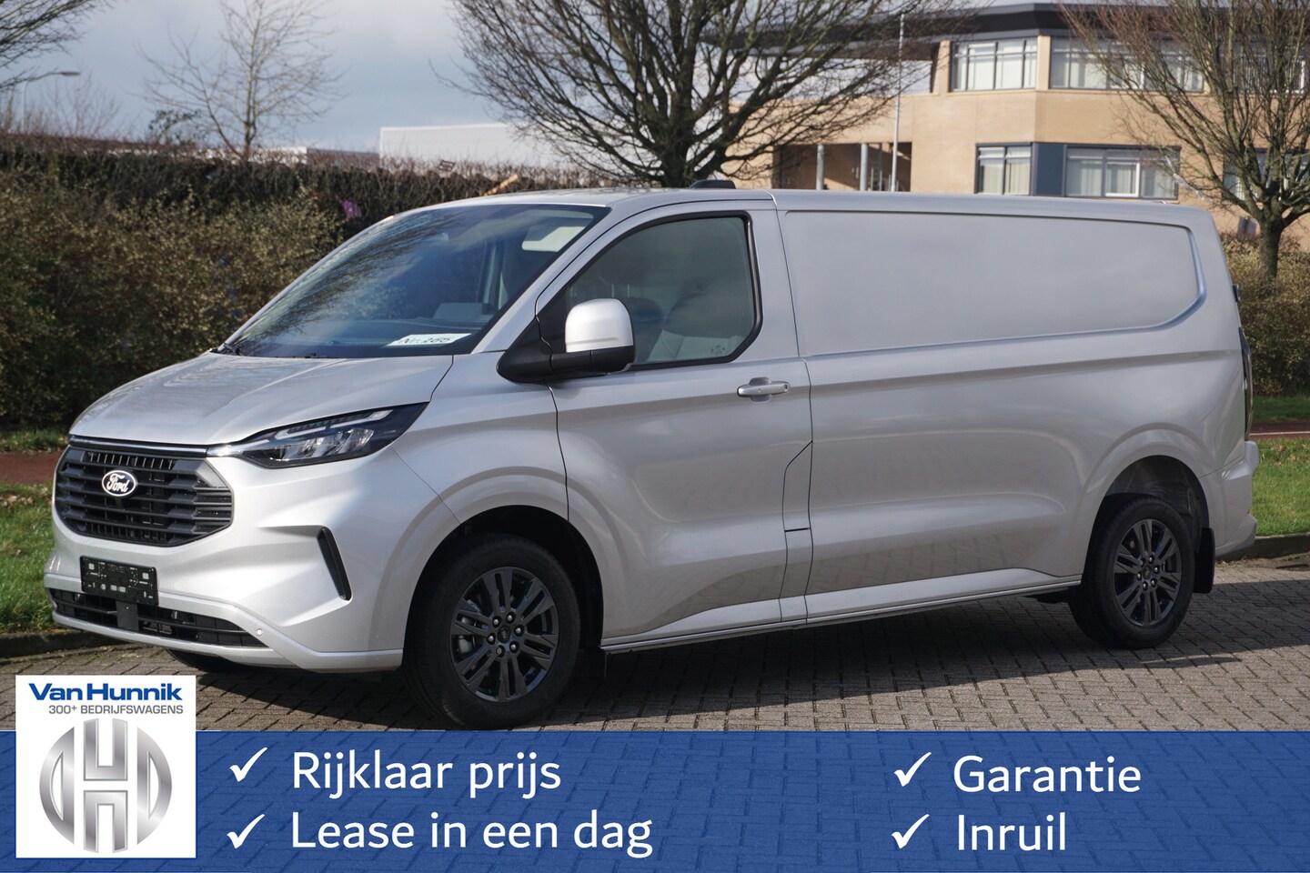 Ford Transit Custom - 300L 170PK Limited AUT MY2024 Navi, Cam, Adap. Cruise, 17" LM, LED!! NR. 163 - AutoWereld.nl