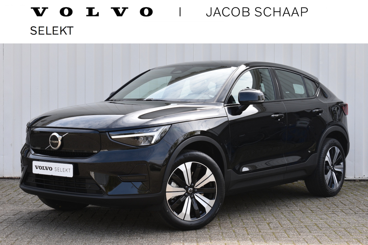 Volvo C40 - Recharge 231pk Electric Plus | Panoramadak | Apple CarPlay | 19" | Camera | Warmtepomp - AutoWereld.nl