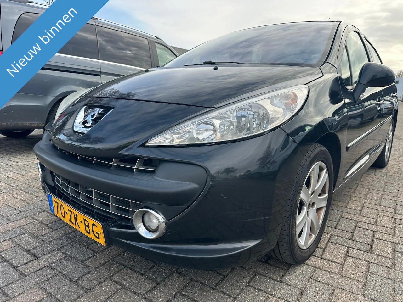 Peugeot 207 - 1.6 HDI XS Pack 1.6 HDI XS Pack NIEUWE APK - AutoWereld.nl