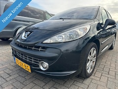 Peugeot 207 - 1.6 HDI XS Pack NIEUWE APK