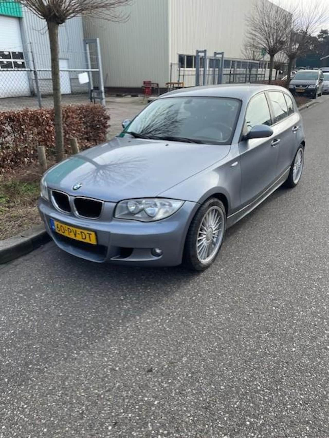 BMW 1-serie - 116i 116i - AutoWereld.nl