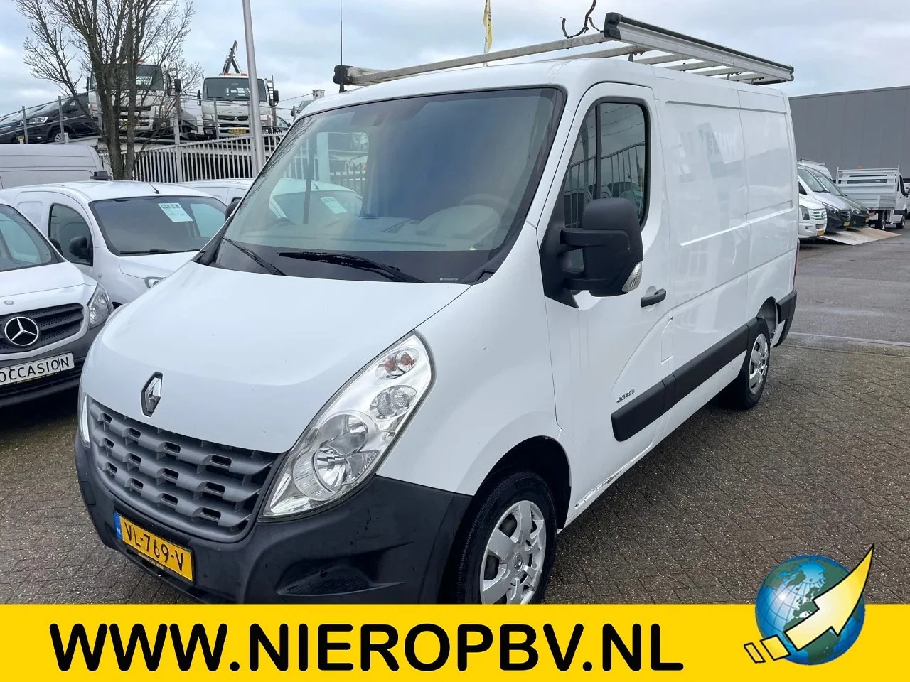 Renault Master - 2.3DCI L1H1 Airco Trekhaak - AutoWereld.nl