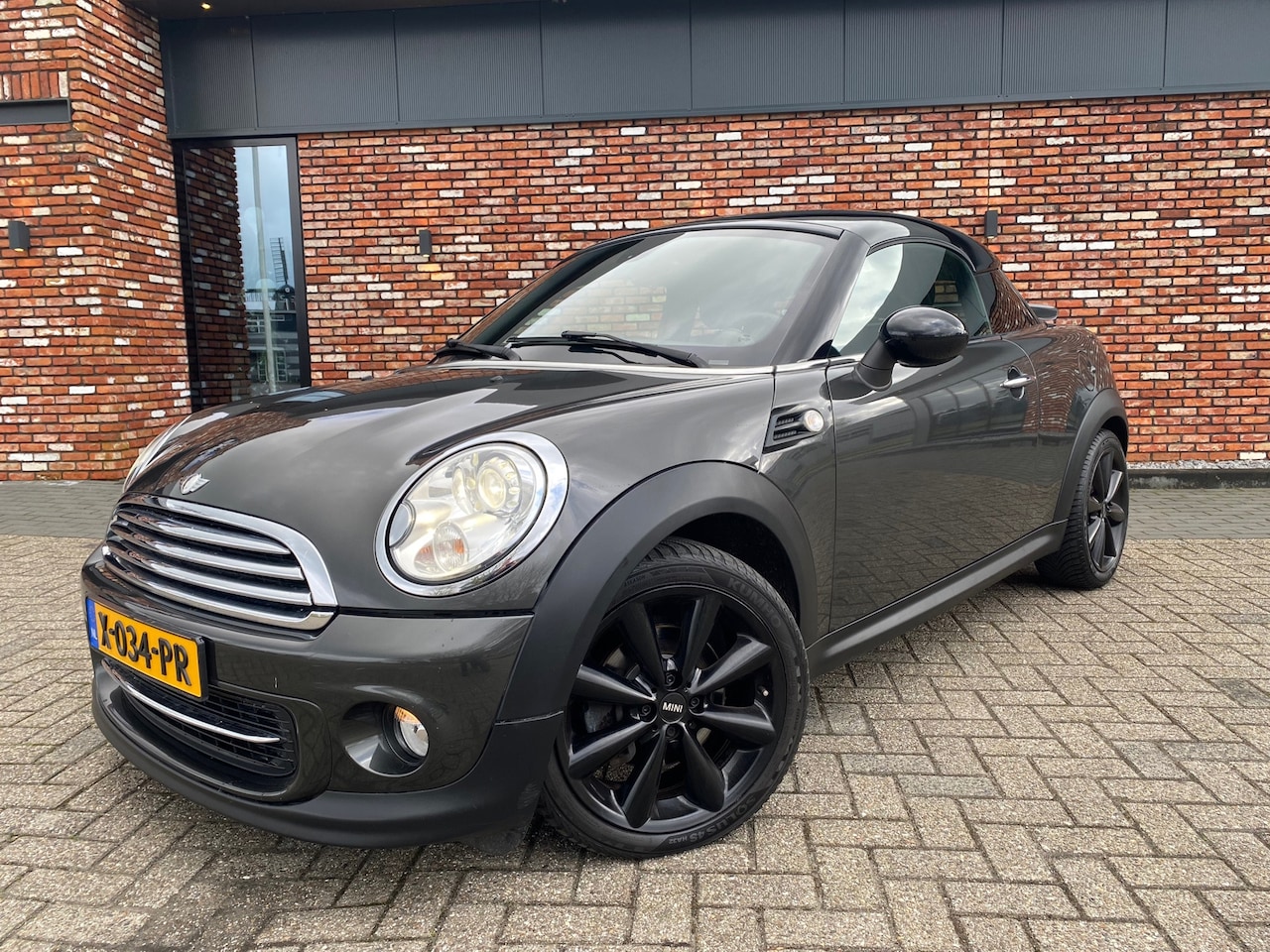 MINI Coupé - 1.6 Cooper Chili | Coupe | Cruise | Leer | 17 inch| 110000km! | - AutoWereld.nl