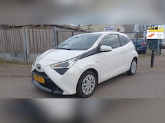 Toyota Aygo - 1.0 VVT-i x