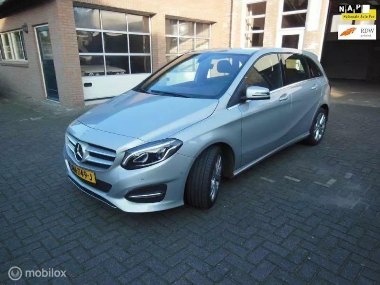 Mercedes-Benz B-klasse - 180 Ambition 180 Ambition - AutoWereld.nl